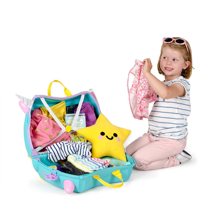 Una the Unicorn Trunki