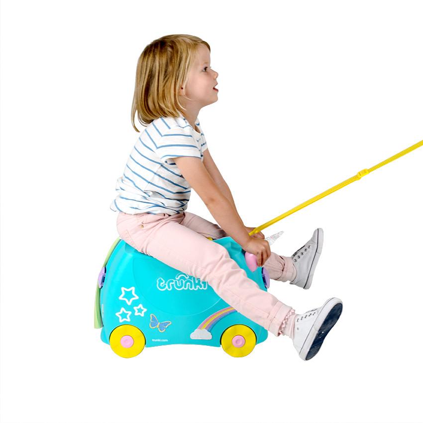 Una the Unicorn Trunki